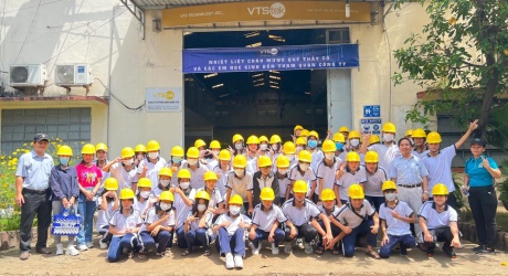 Học sinh trường THCS Phú Mỹ tham quan VTStek: Những bài học nằm ngoài trang sách