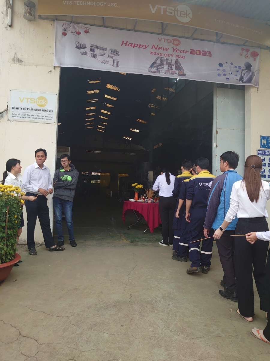 KHỞI ĐẦU NĂM MỚI 2023
